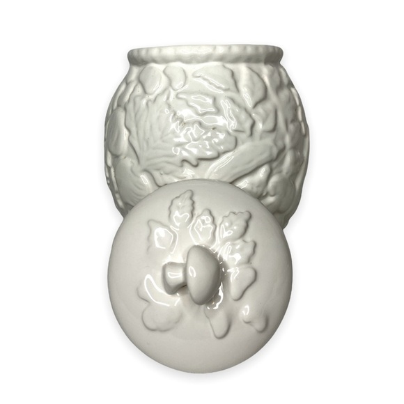 Porta White Embossed Cookie‎ Jar with Mushroom Lid Stoneware Made in Portugal - Picture 3 of 15